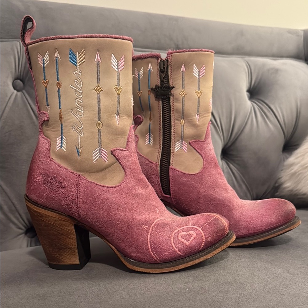 Junk Gypsy Pink Embroidered Women's Boots